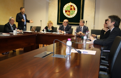 Reunión de la comisión encargada de organizar las Jornadas Doctorales Andaluzas, el pasado mes de junio