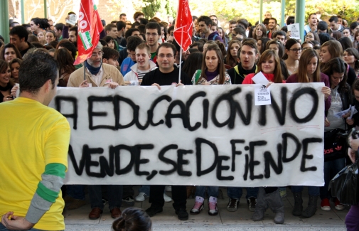 Estudiantes, durante la protesta de hoy