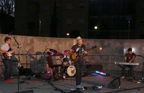Concierto en la Plaza de los Pueblos.