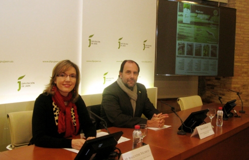 Mª Angustias Velasco y Nicolás Ruiz, en la presentación.