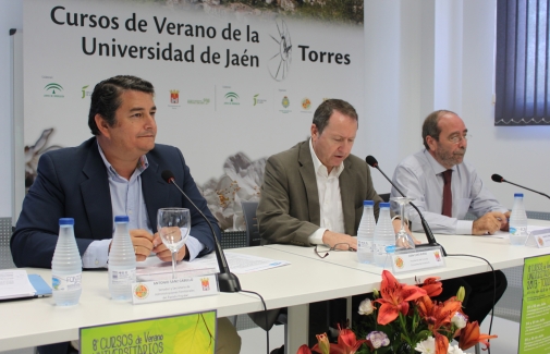 Antonio Sanz, Juan Cano y Manuel Robles. Foto: G. Comunicación UJA