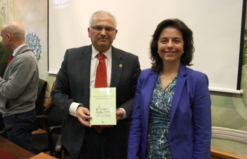 Manuel Parras y Mercedes Roldán, en la presentación del libro.