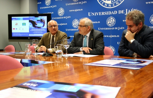 Juan M. de Faramiñán, Manuel Parras y Jorge Delgado, en la presentación de las jornadas.