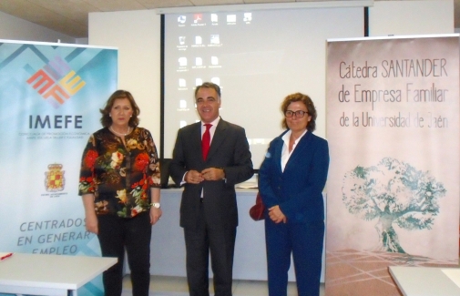Marina Paterna, José A. Cristóbal y Mª Jesús Hernández.