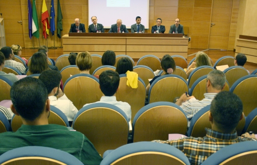 Intervención del Rector de la UJA durante el acto inaugural del curso.