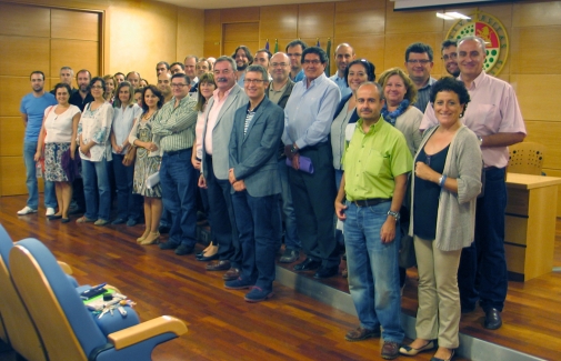 Foto de familia con los miembros del Comité Científico.