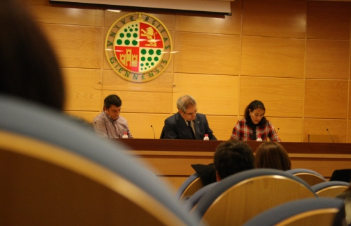 Al fondo, Enrique Centella, Jorge Delgado y María Luisa Grande