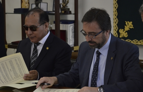 El presidente del Poder Judicial de Perú y el Rector de la UJA