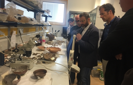 Visita al Instituto de Arqueología Ibérica.