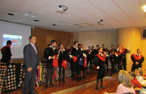 Un momento del desarrollo del acto.
