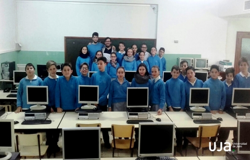 Alumnado del Colegio La Presentación de Linares.