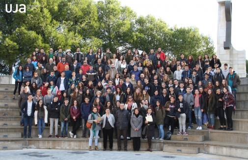 Estudiantes participantes en la 2ª edición de ScienceIES en la UJA.