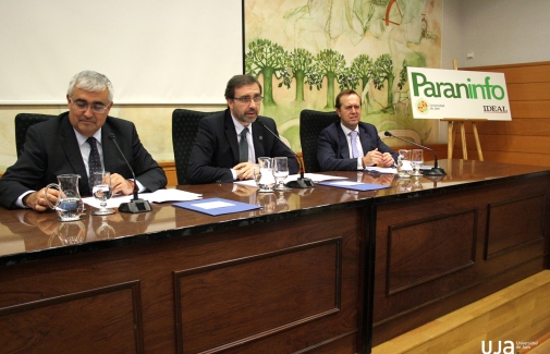 Antonio Ramírez de Arellano, Juan Gómez y Diego Vargas, en la presentación.