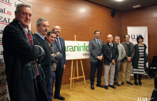 Participantes en el primer desayuno de trabajo de 'Paraninfo'.