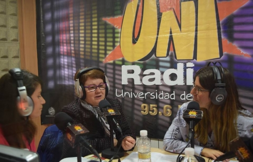 Patricia Torres, de UniRadio Jaén, entrevista a Antonia Collado y Rocío Ramírez.