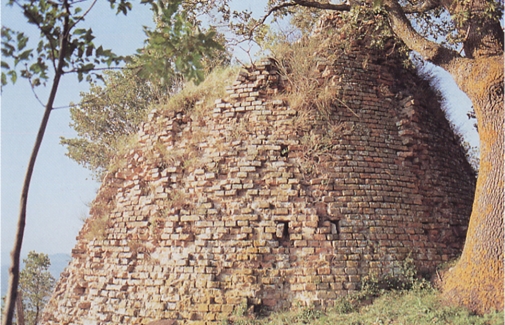 Supuesta tumba de Asdrúbal, en el Valle del Metauro.