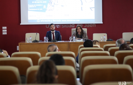 Conferencia marco de Elisabeth Villalta. Foto: Álvaro Santiago.
