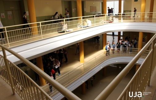 Aspecto del interior del edificio B 4, donde se desarrollaron las Pruebas de Acceso y Admisión a la Universidad. Foto: Álvaro Santiago