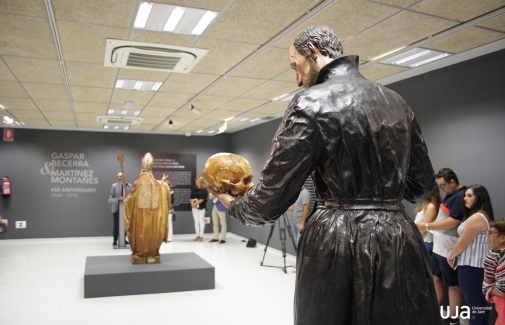 Exposición, en la Antigua Escuela de Magisterio de Jaén.