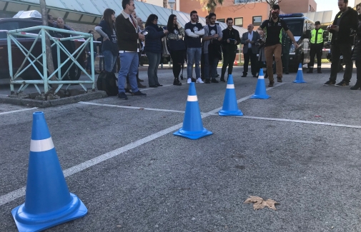 Un estudiante de la UJA, realizando a pie un circuito.