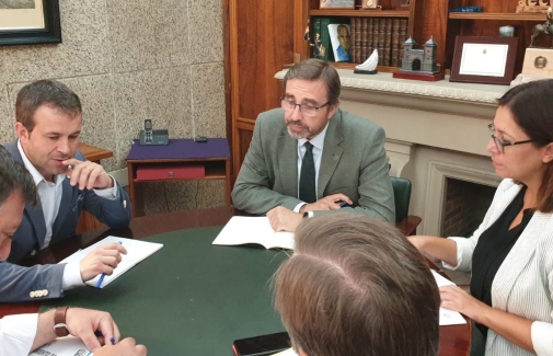 Reunión mantenida el viernes en el Ayuntamiento de Jaén.