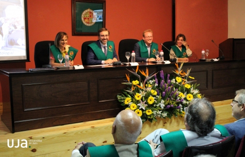 Encarnación Ruiz, Juan Gómez, Alejandro Jiménez e Inmaculada Barroso, en la inauguración del Colegio Mayor