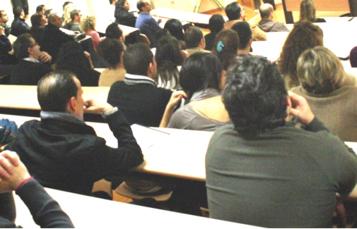 Sesión informativa de una anterior convocatoria de Prueba de Acceso a la Universidad para mayores de 25 y 45 años