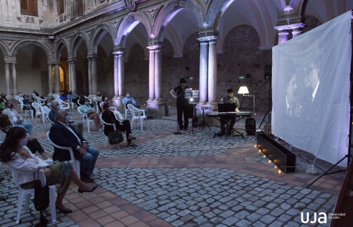 La actuación de violín y piano, en el Antiguo Convento de Santo Domingo. Fotografía: Fernando Mármol