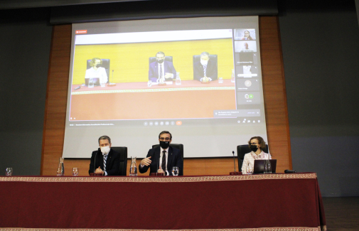 Gerardo Pérez Chica, Juan Gómez Ortega e Hikmate Abriouel Hayani.