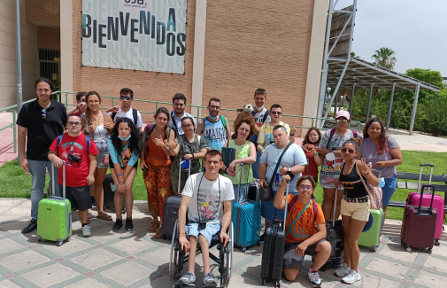 Foto de familia de los participantes en las jornadas.
