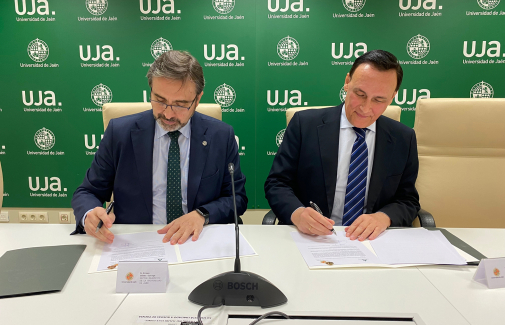 Firma del protocolo general de actuación firmado por el Rector de la UJA y el consejero de Universidades.