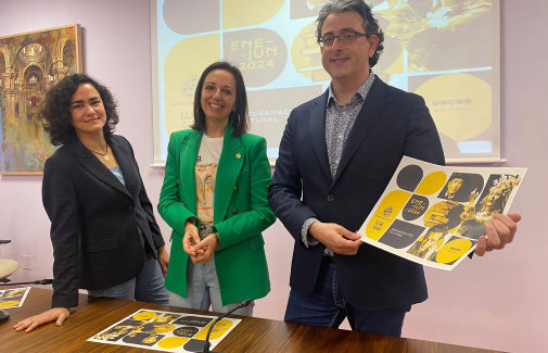 Javier Marín, Marta Torres e Isabel Abad, en la presentación del programa cultural de la UJA.