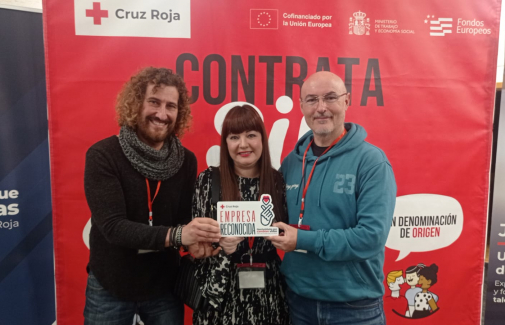 Julio Ángel Olivares Merino, Rosario Sabariego y José Antonio Ruiz Eliche, tras la recogida del galardón