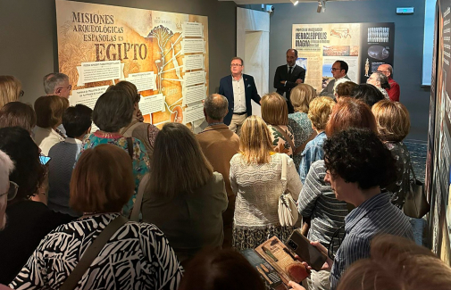 Visita guiada a la exposición, por Alejandro Jiménez.