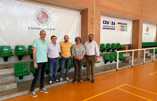 Visita a las instalaciones deportivas de la UJA.