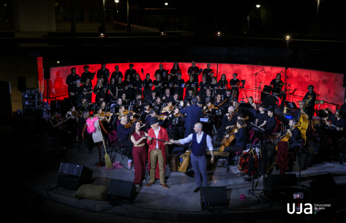 Concierto 'GranUJA' en la Plaza de los Pueblos de Jaén.